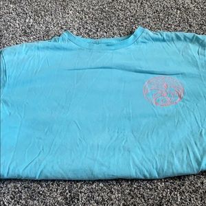 Vineyard vine T-shirt